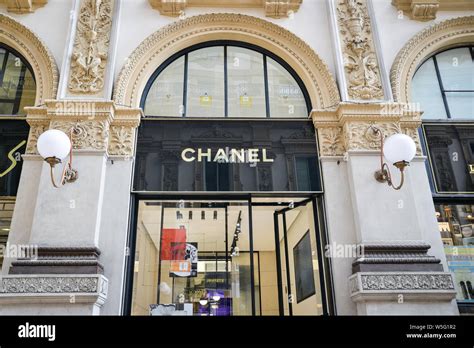 chanel boutique milano email|Chanel milano milan.